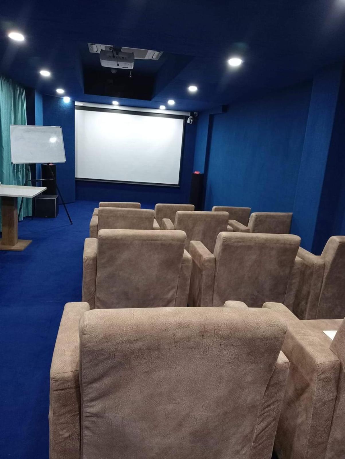 Prime Land Hotell Varanasi Eksteriør bilde