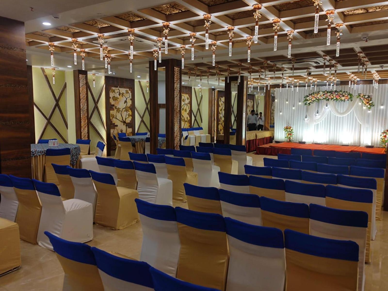 Prime Land Hotell Varanasi Eksteriør bilde