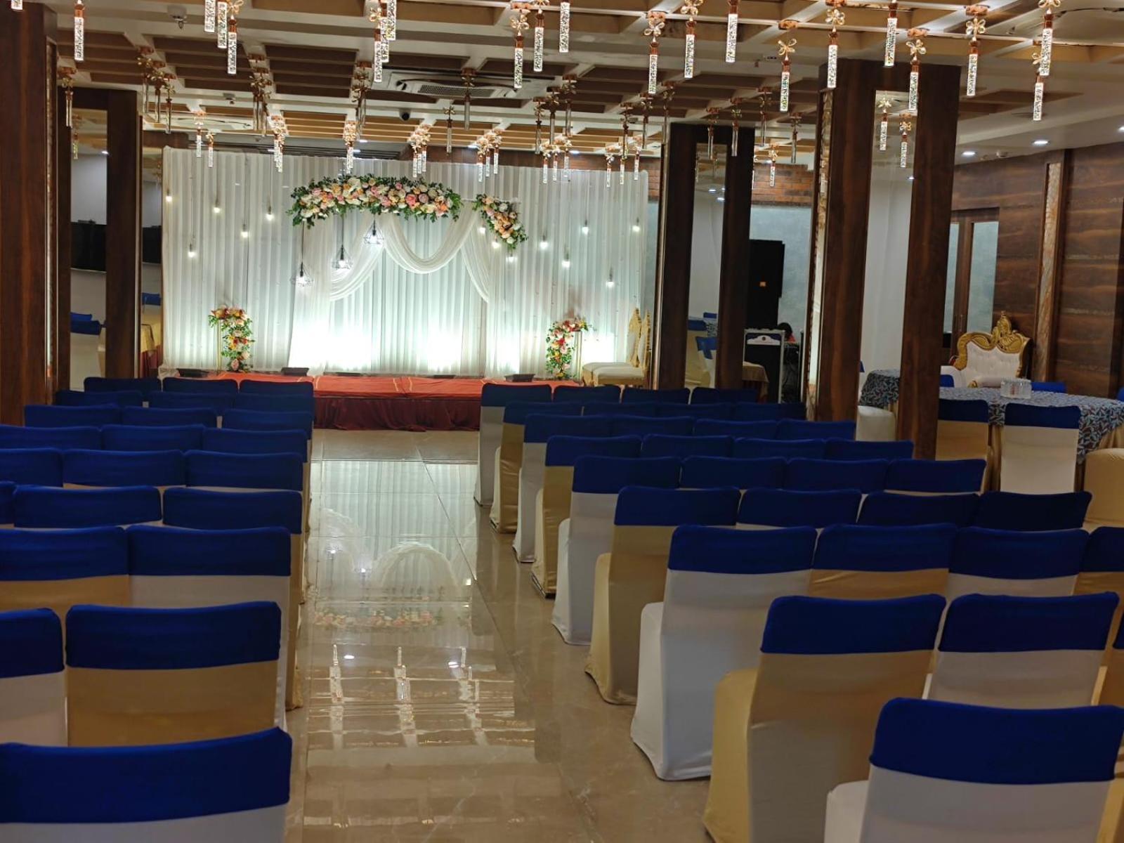 Prime Land Hotell Varanasi Eksteriør bilde