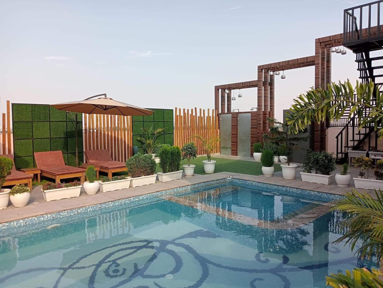 Prime Land Hotell Varanasi Eksteriør bilde